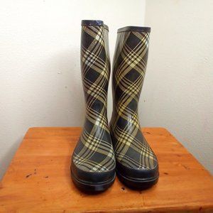 rampage chukka boots snow, rain, everyday wear plaid brown black size 7 1/2.